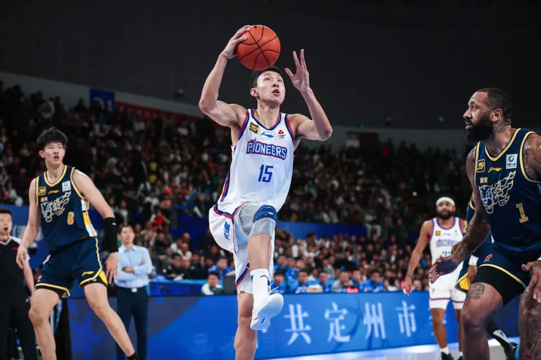 大连宏运主场力克泰达，实现主场连胜